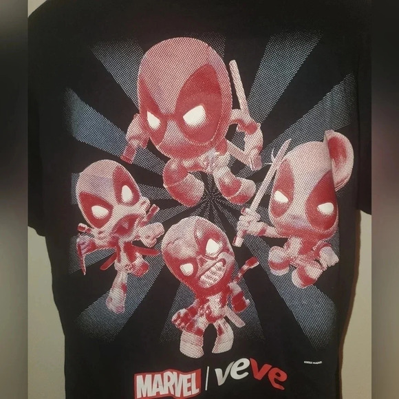 Marvel +‎ VeVe Deadpool Graphic Tee Size L - Picture 8 of 8